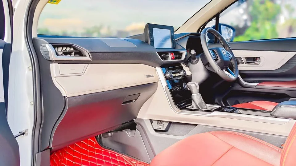 2022 Toyota Veloz III 2