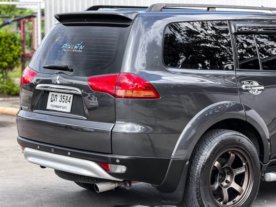 2010 Mitsubishi Pajero Sport II 3