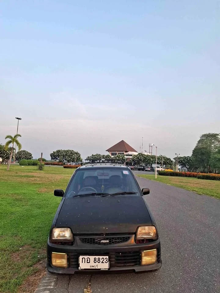 1994 Daihatsu Mira L200 2