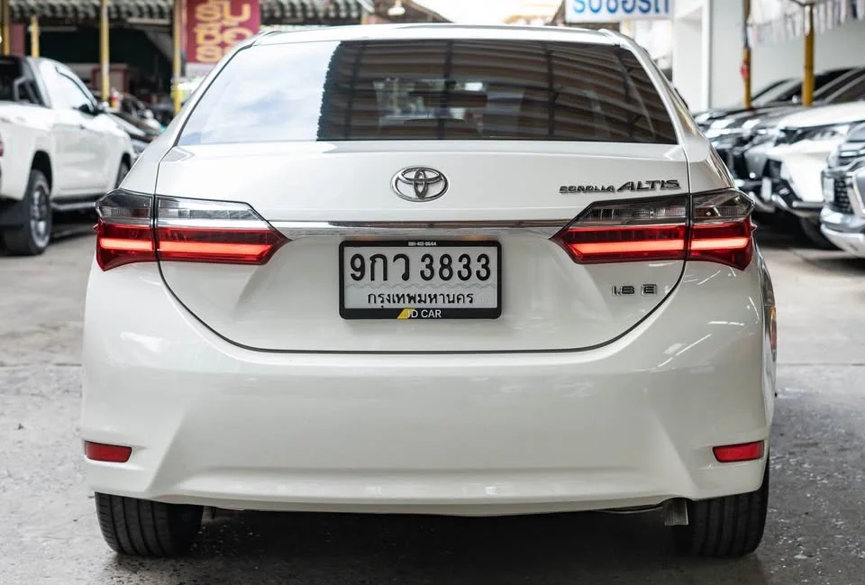 2019 Toyota Corolla Altis XI (E170) 3