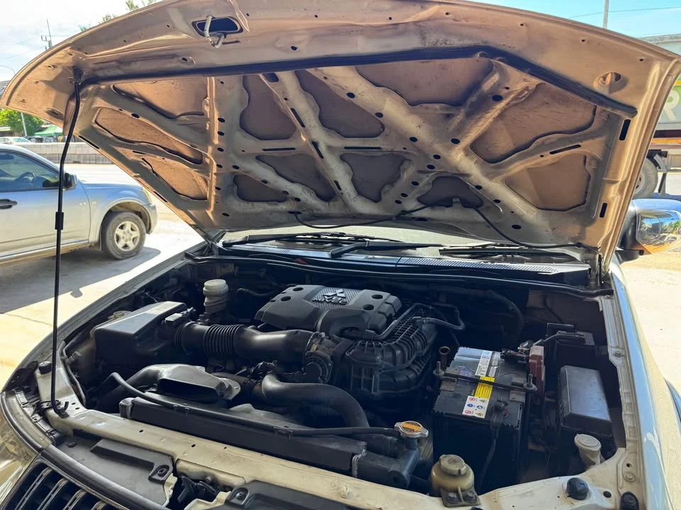 2013 Mitsubishi Pajero Sport II 3