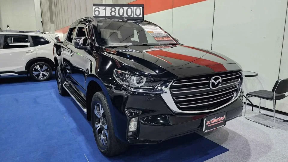 2021 Mazda BT-Series III 2