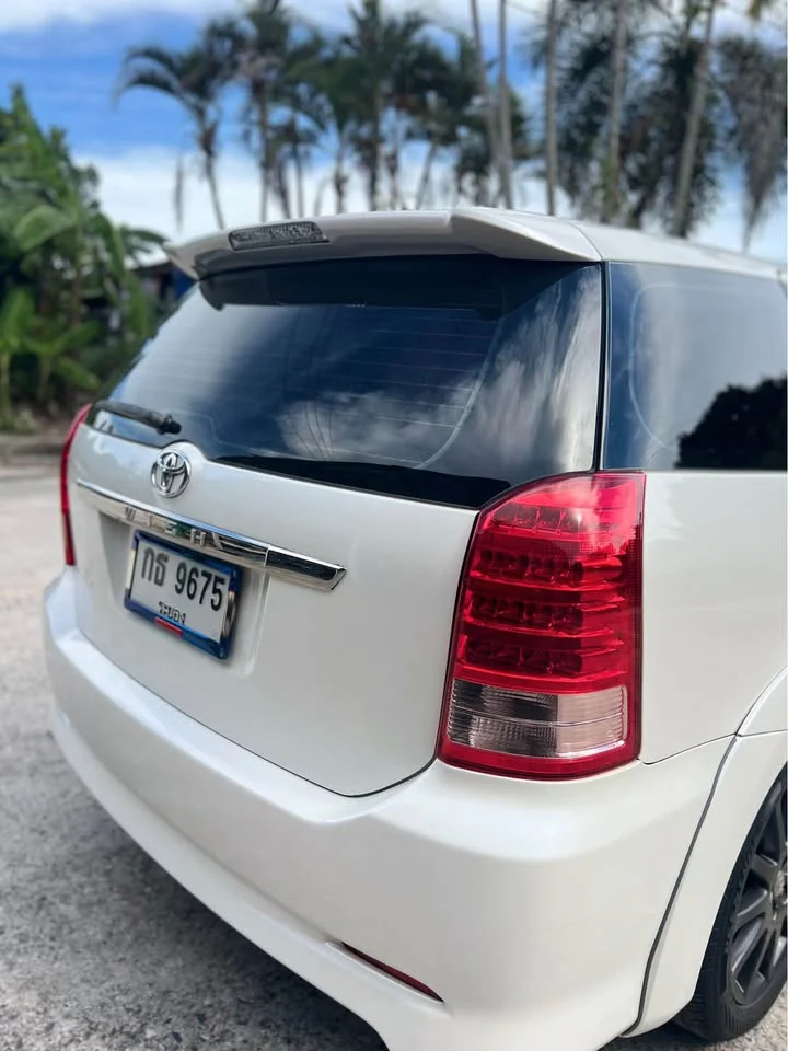 2008 Toyota Wish I 2
