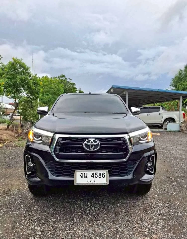 2018 Toyota Hilux VIII 3