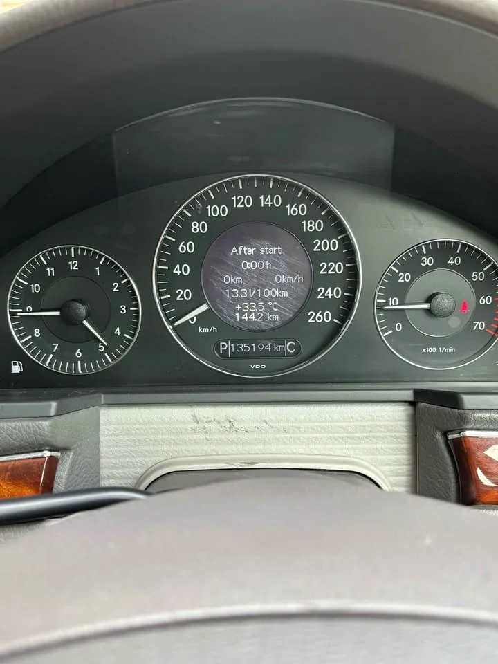 2003 Benz E-Class W211 2