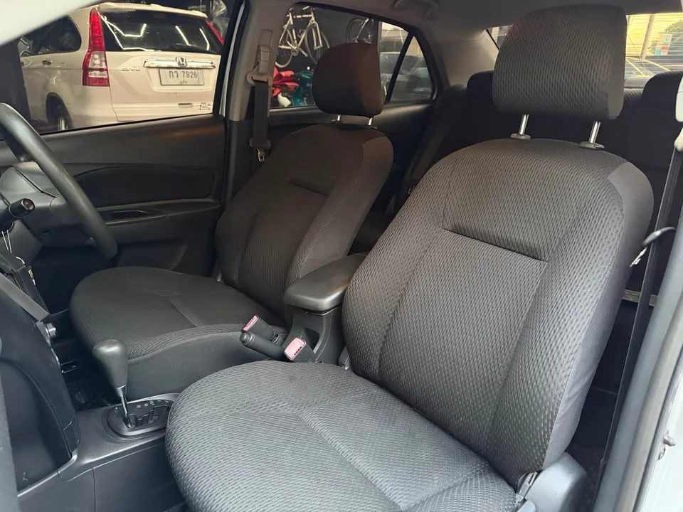 2010 Toyota Vios II 2