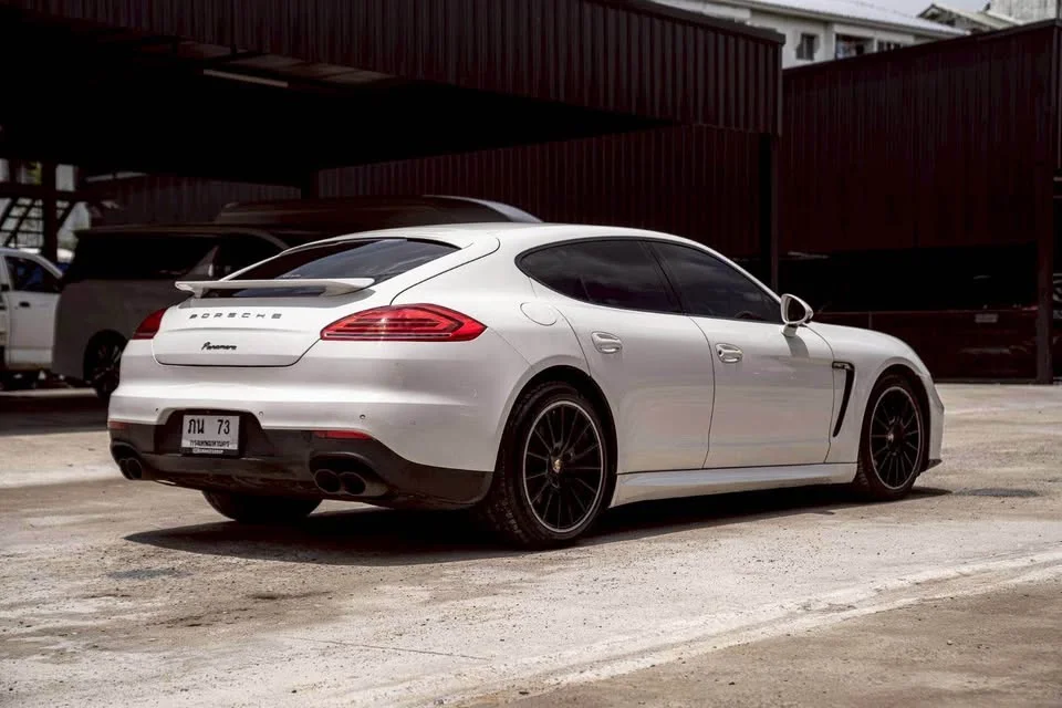 2012 Porsche Panamera I 2