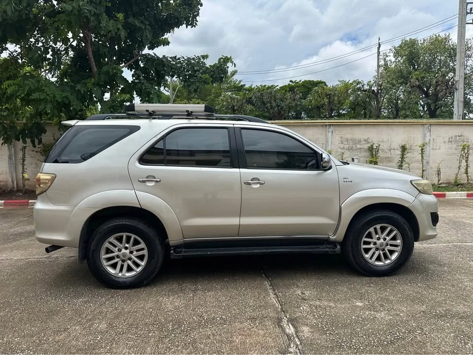 2009 Toyota Fortuner I 2