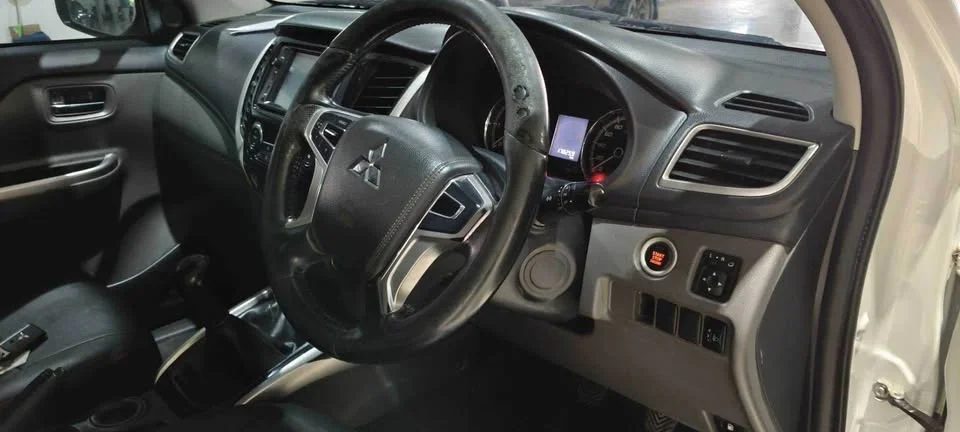 2018 Mitsubishi Triton V 2