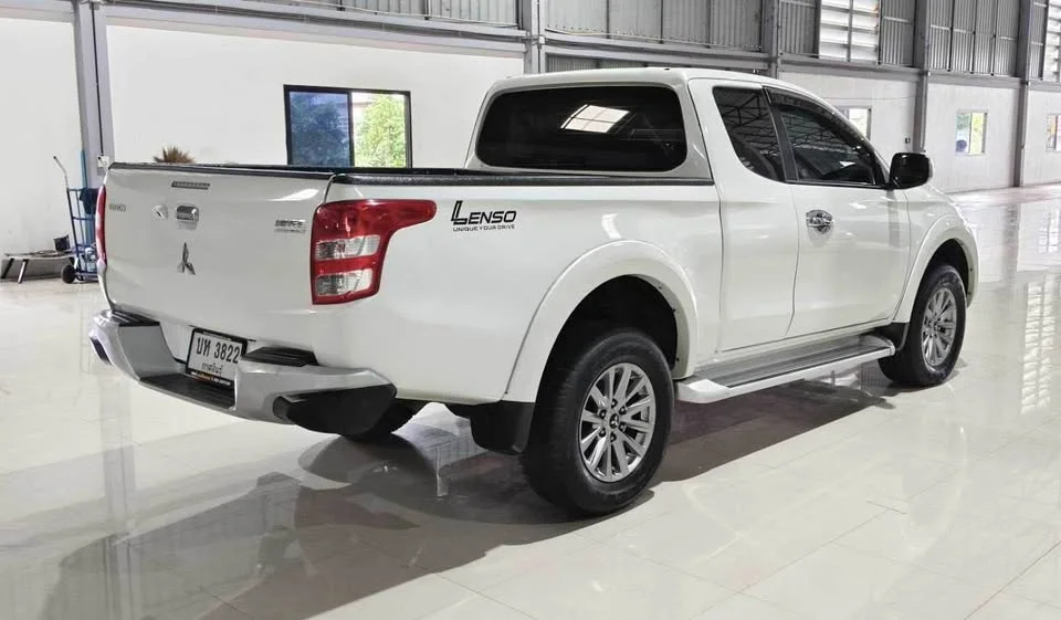 2018 Mitsubishi Triton V 3