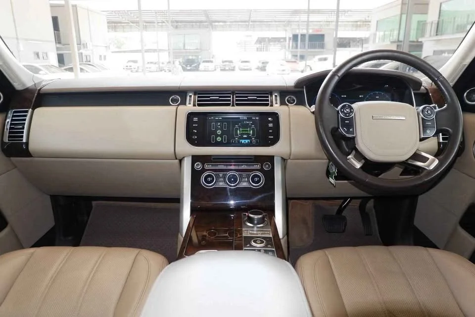 2014 Land Rover Range Rover IV 3