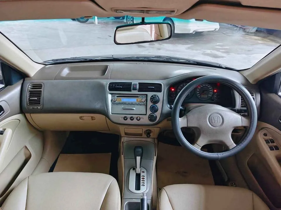 2003 Honda Civic VII 2