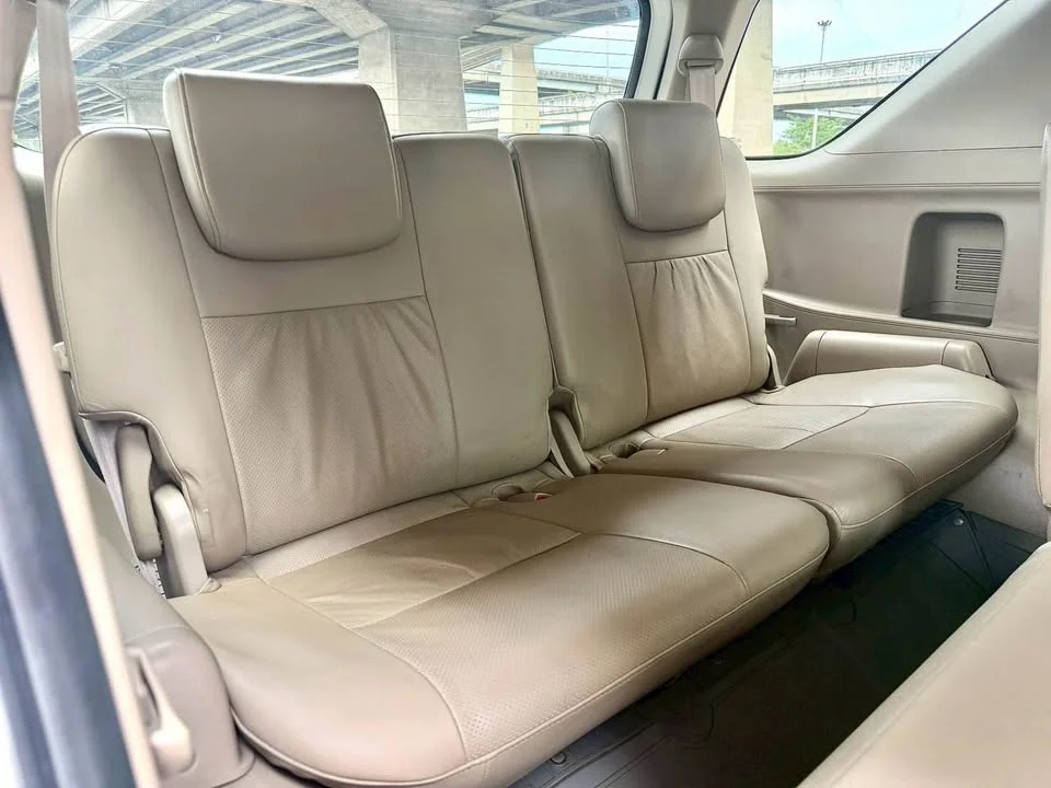 2009 Toyota Fortuner I 3