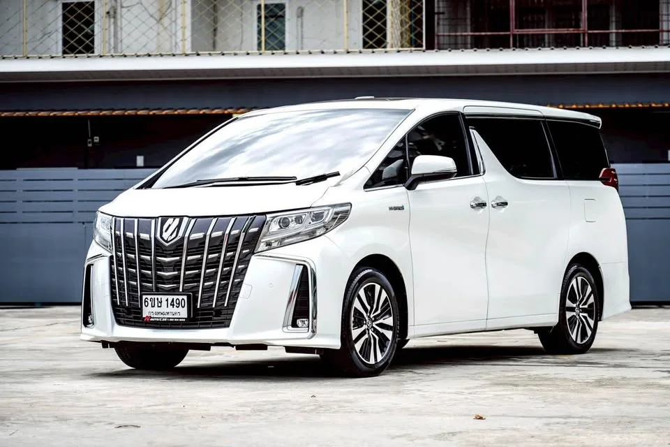 2017 Toyota Alphard, Vellfire III (AH30) 3