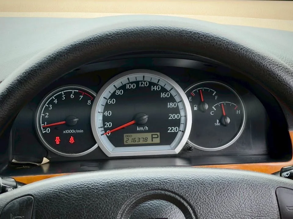 2004 Chevrolet Optra 2