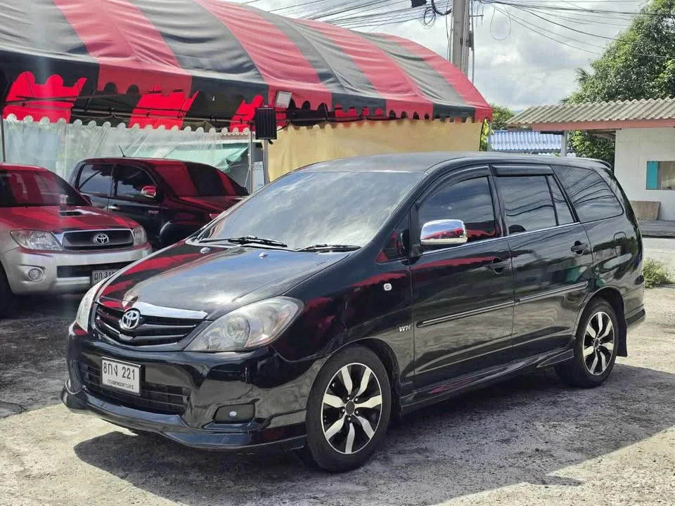 2009 Toyota Innova I 3
