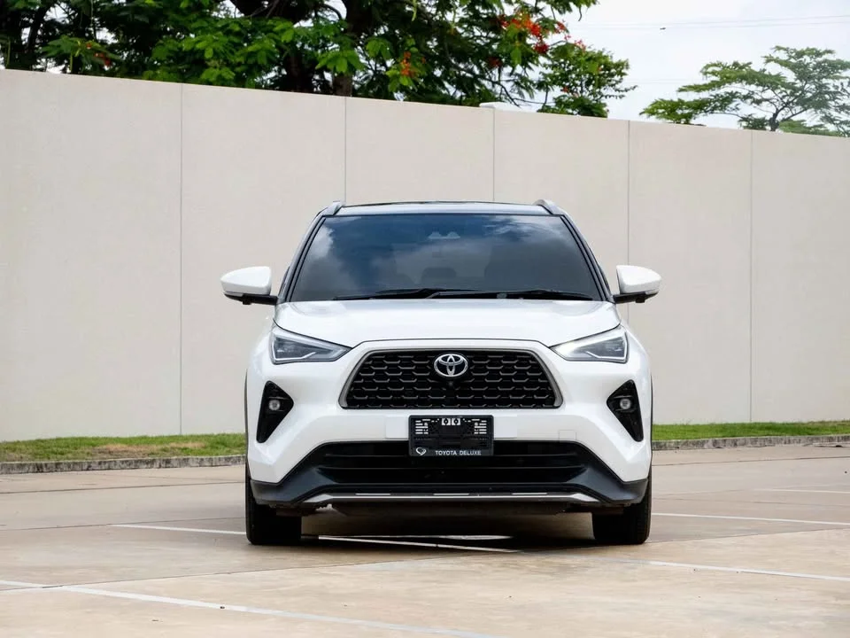 2026 Toyota Yaris Cross AC200 2