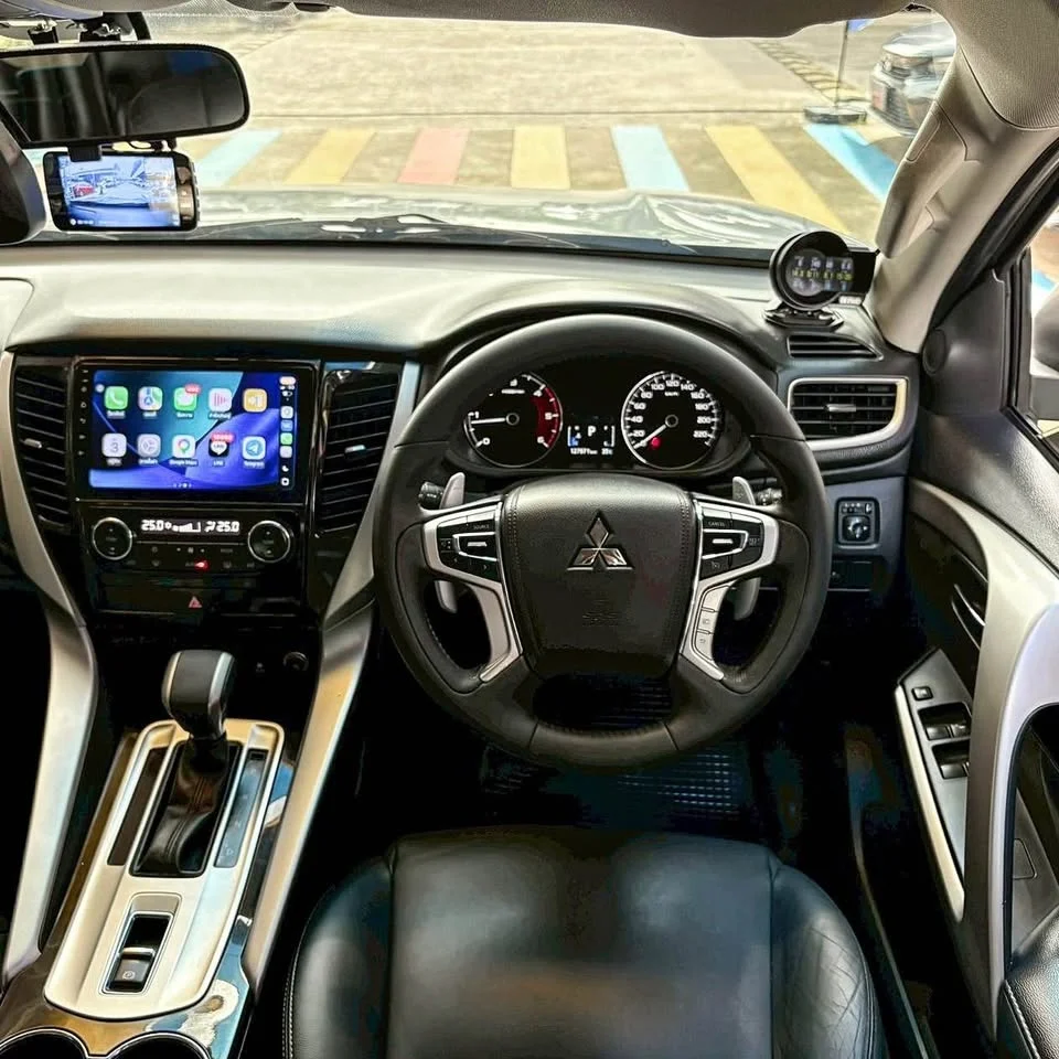 2015 Mitsubishi Pajero Sport III 2