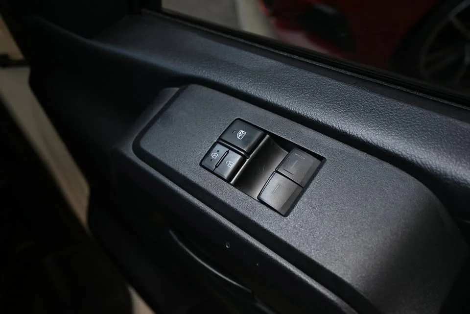 2022 Toyota HiAce VI (H300) 3