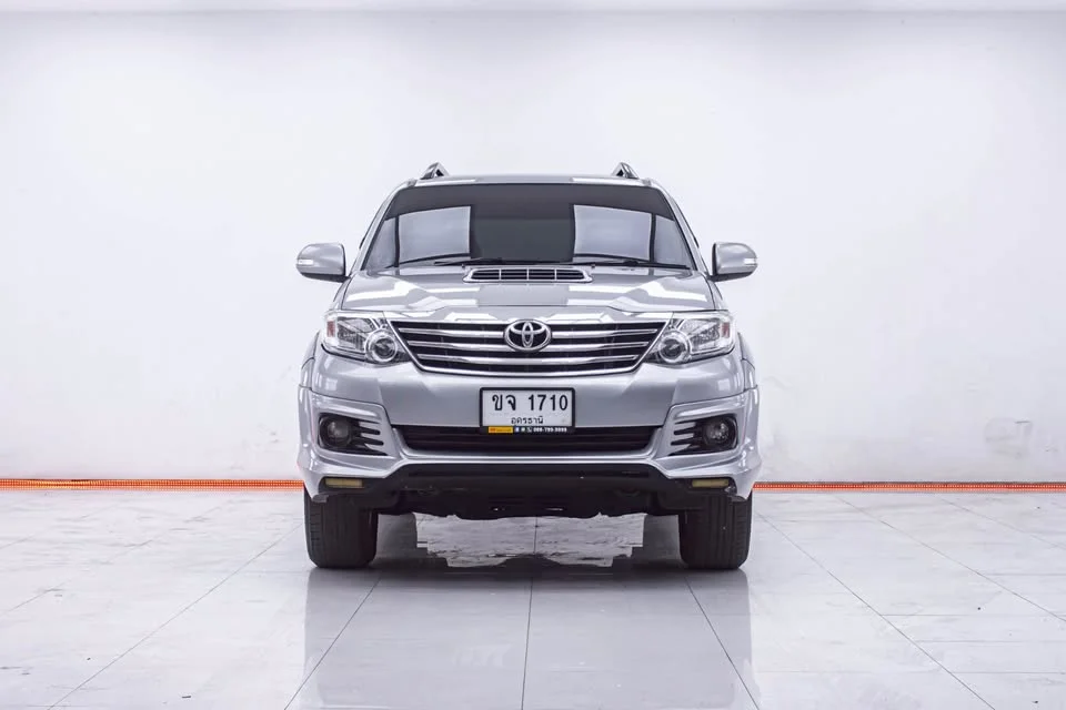 2015 Toyota Fortuner I 3