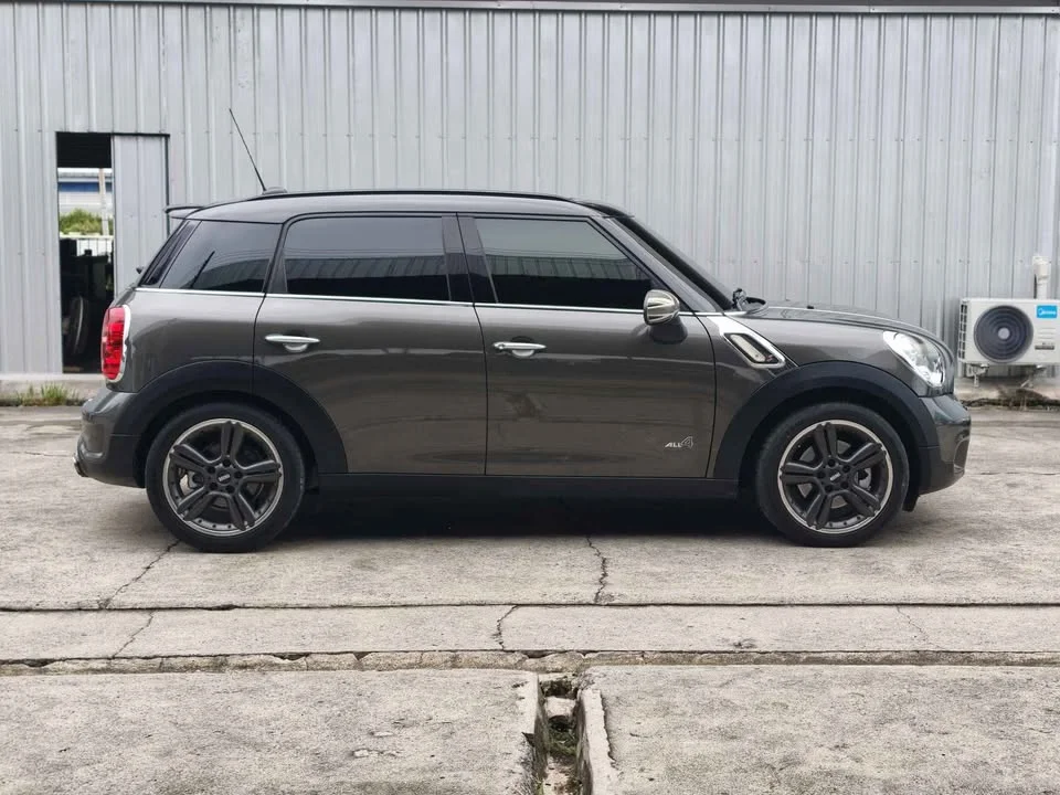 2011 Mini Countryman I 3