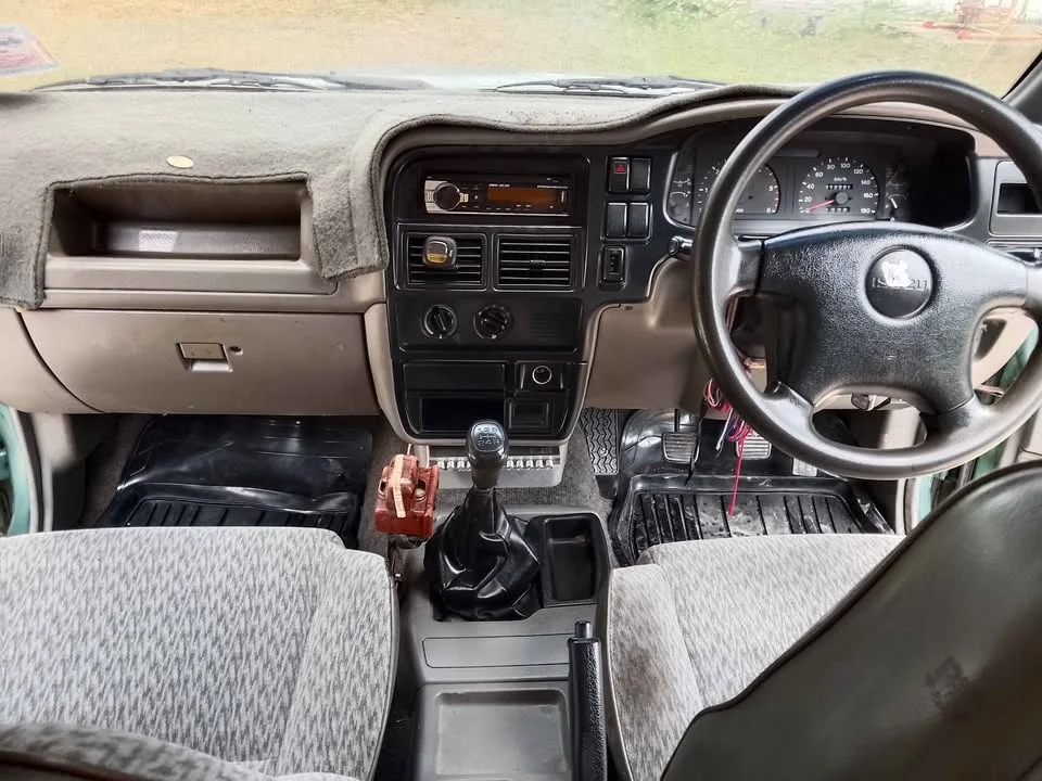 2000 Isuzu Faster Dragon Eyes III 2