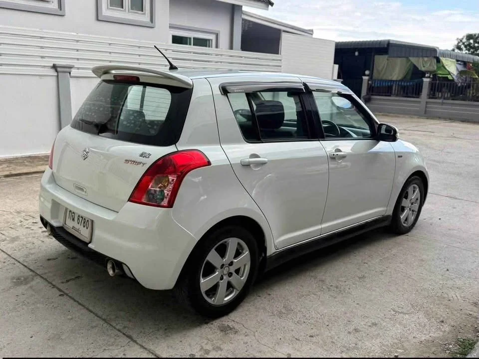 2010 Suzuki Swift I 2