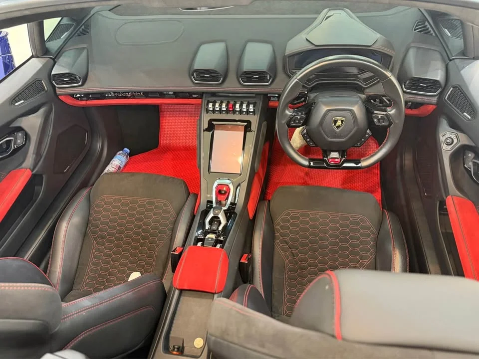 2020 Lamborghini Huracan 2