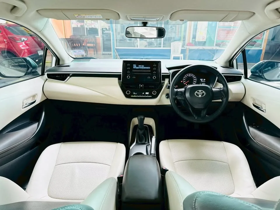 2019 Toyota Corolla Altis XII (E210) 2