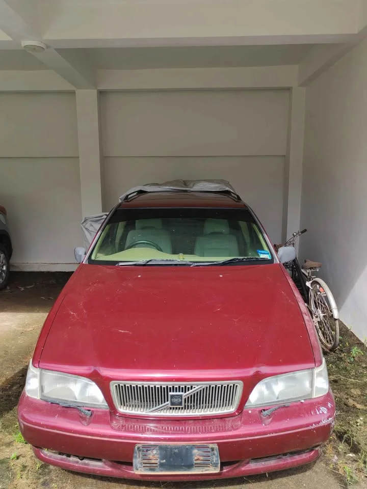 1998 Volvo S70 3