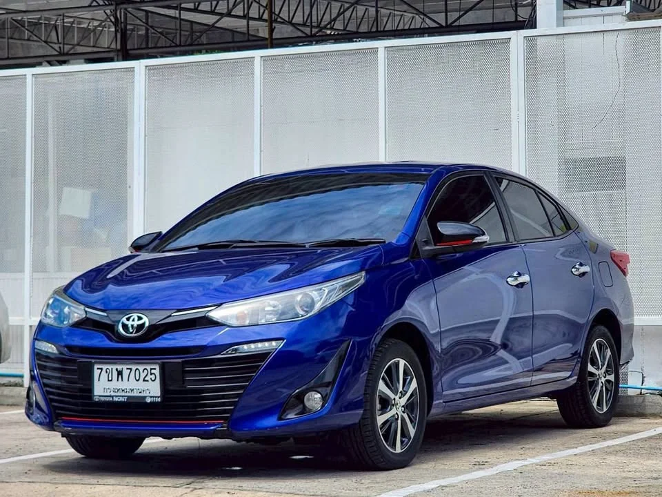 2019 Toyota Yaris ATIV III 3
