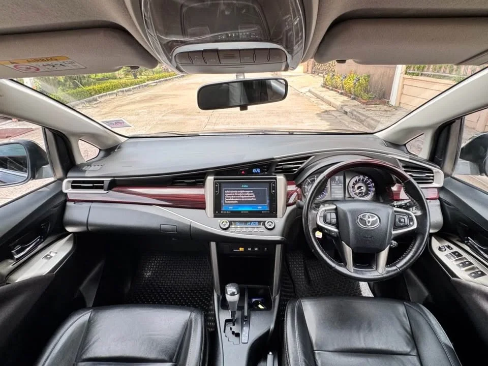 2018 Toyota Innova II 3
