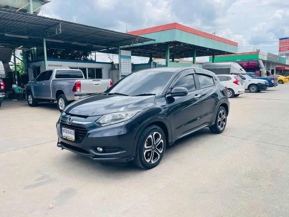 2015 Honda HR-V II 2