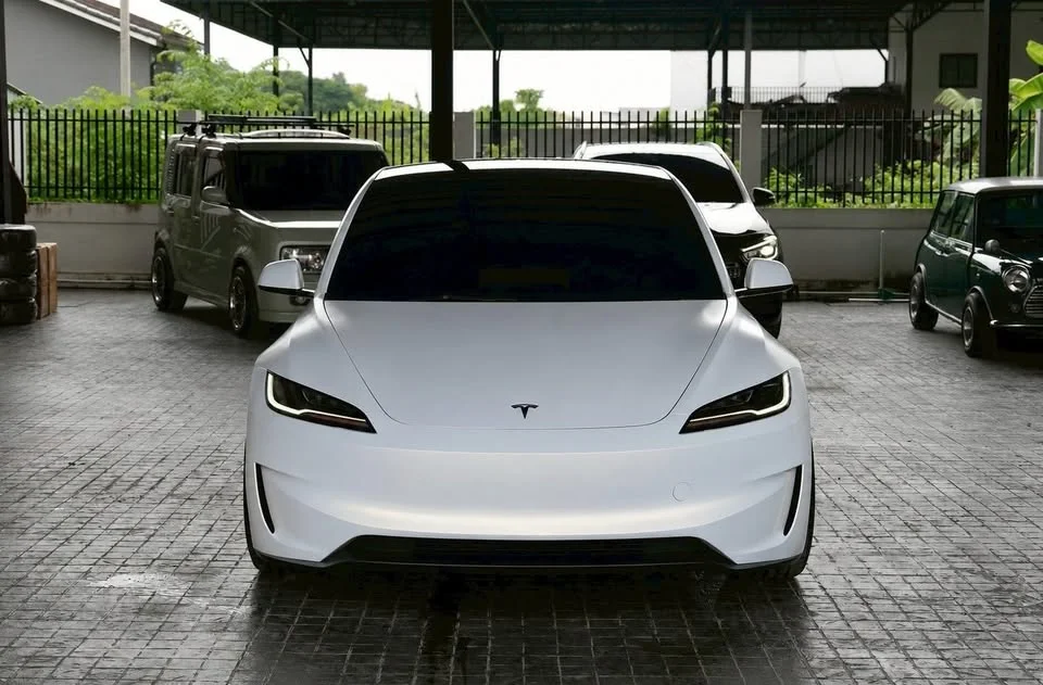 2024 Tesla Model 3 3