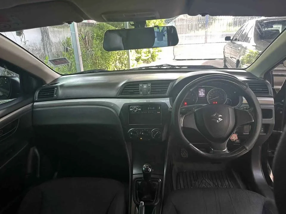 2015 Suzuki Ciaz 2