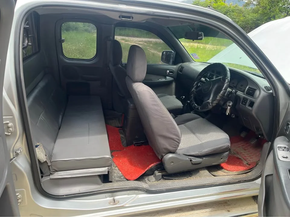2005 Mazda 2500 Fighter V 3