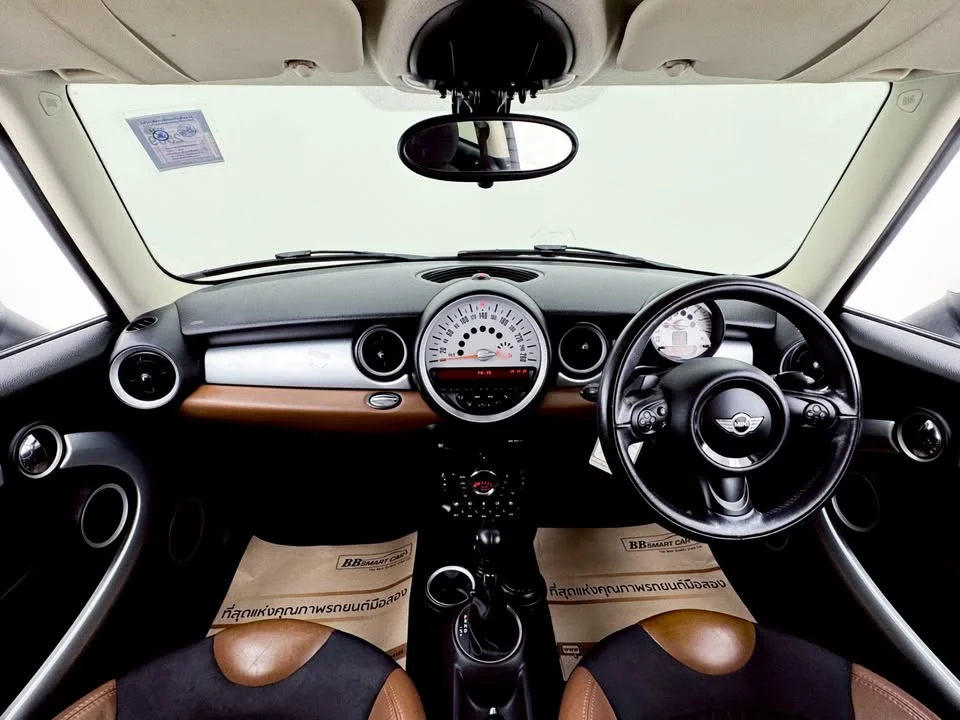 2014 Mini Hatch II 2