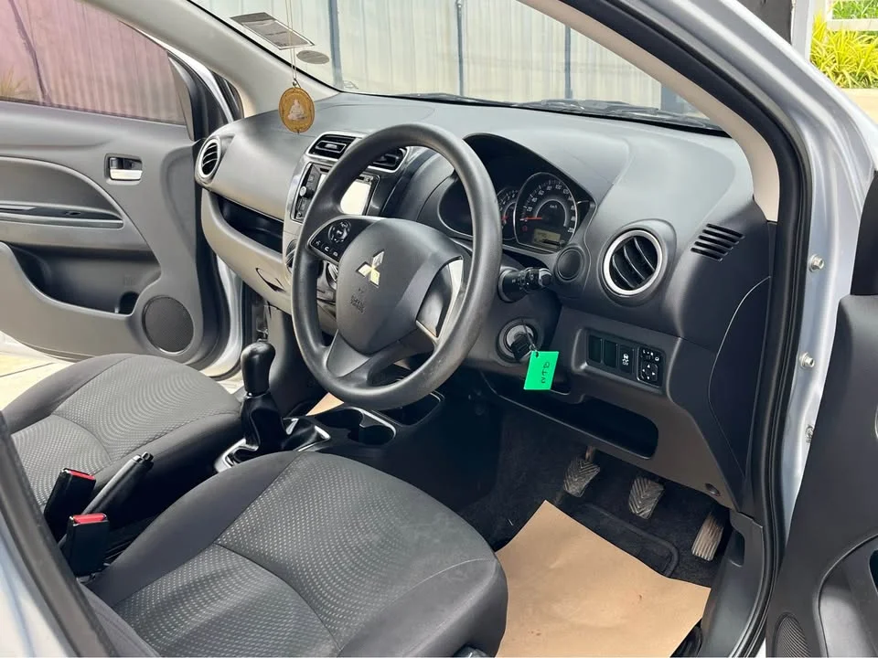 2017 Mitsubishi Attrage VI 2