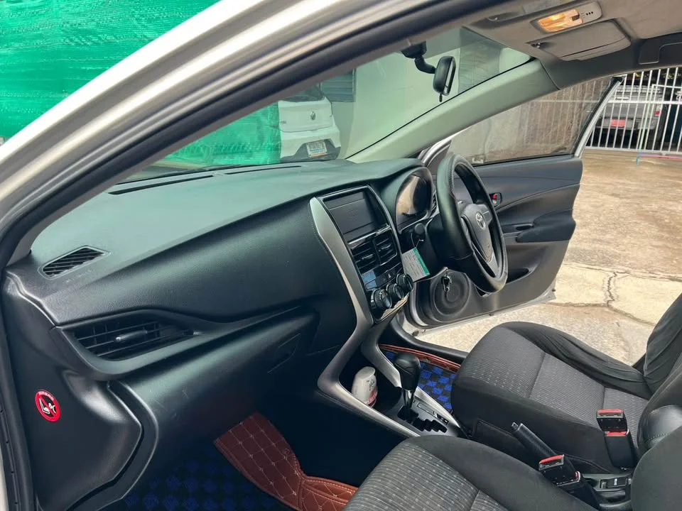 2019 Toyota Yaris ATIV III 3