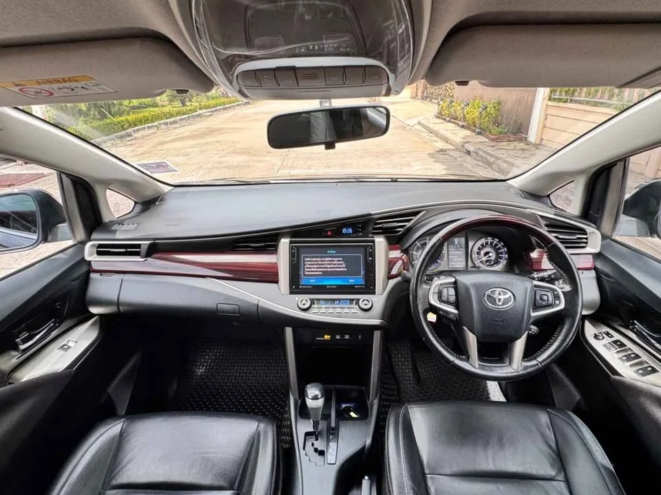 2018 Toyota Innova II 3