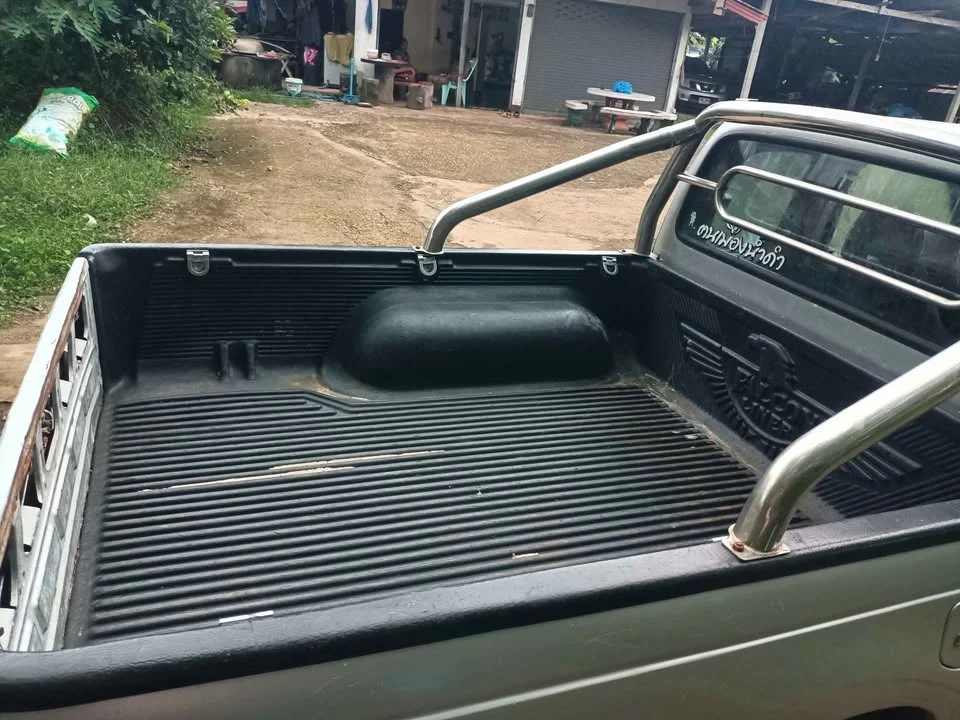 2004 Ford Everest I 2
