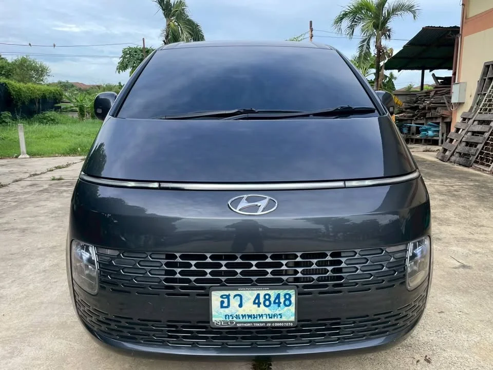2021 Hyundai Staria US4 3