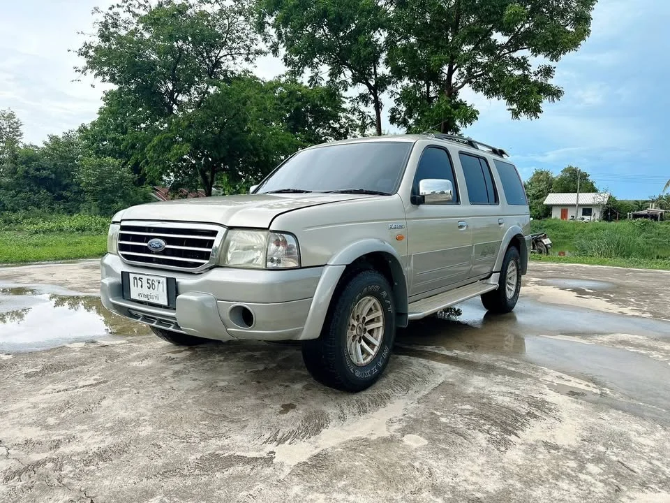 2003 Ford Everest I 3