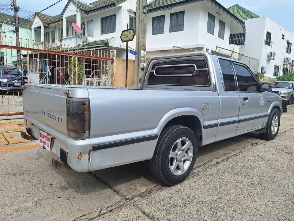 1995 Mazda B2500 IV 3