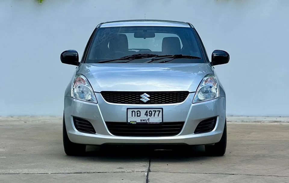 2013 Suzuki Swift II 2
