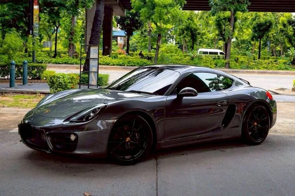 2013 Porsche Boxster and Cayman III 3
