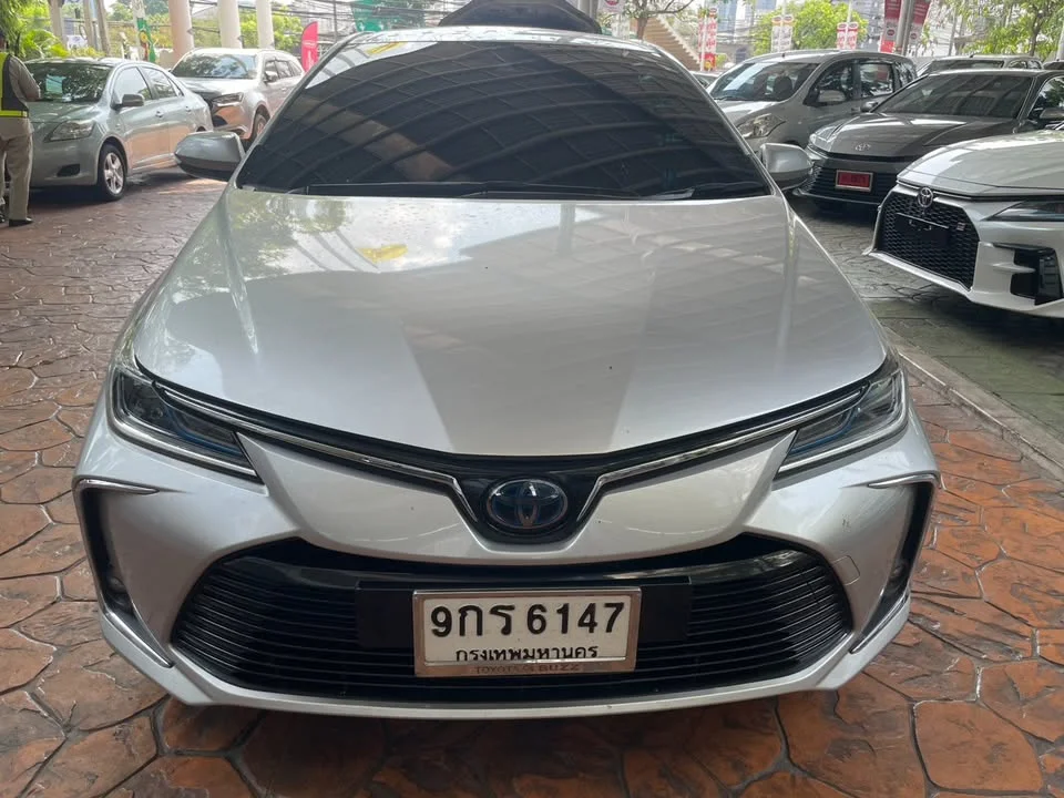 2019 Toyota Corolla Altis XII (E210) 3