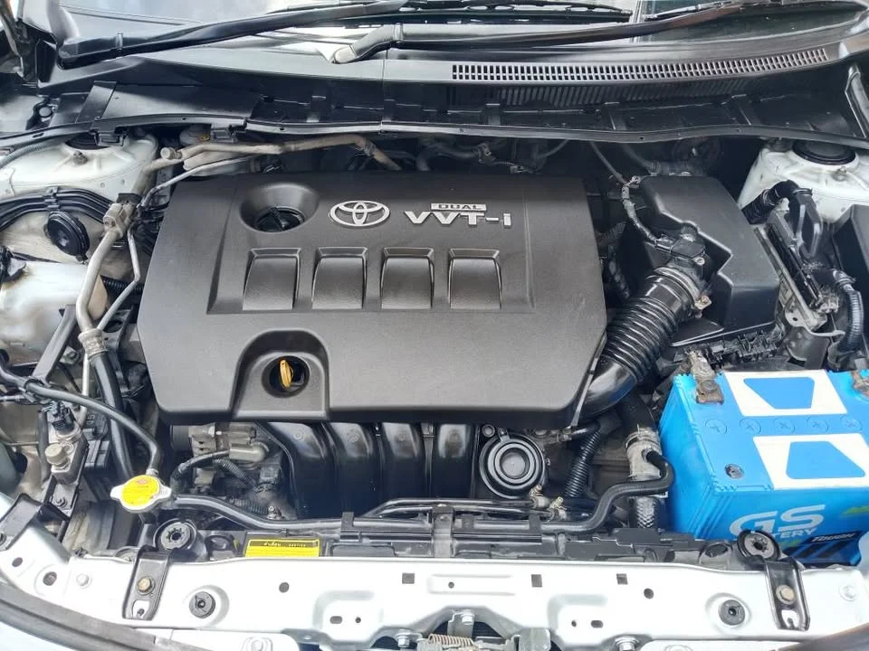2012 Toyota Corolla Altis X (E140) 3