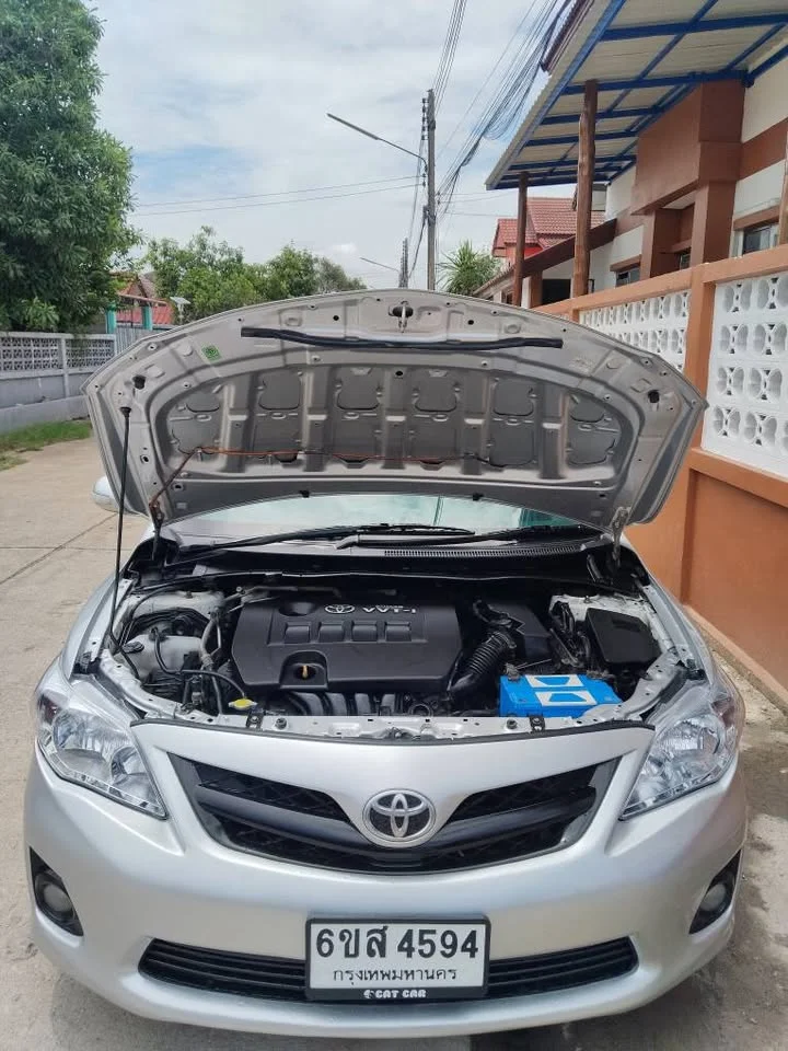 2012 Toyota Corolla Altis X (E140) 2