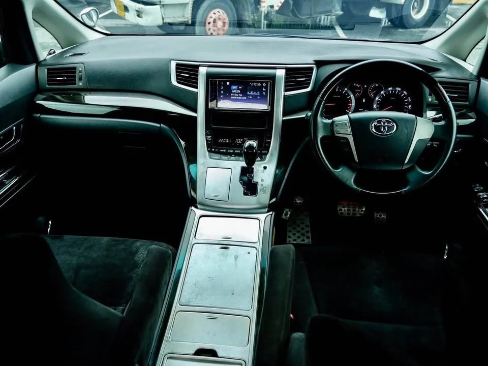 2011 Toyota Alphard, Vellfire II (AH20) 2